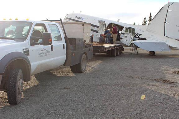 Ford F450 4x4 with Tandem Heavy Duty Trailer